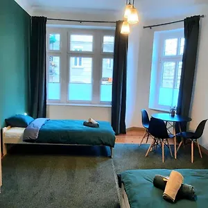 Stacja Jezyce Hostel